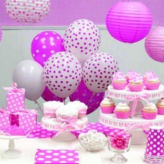 Mesa de dulces y pastel de cumpleaños. Fiesta De Las Niñas